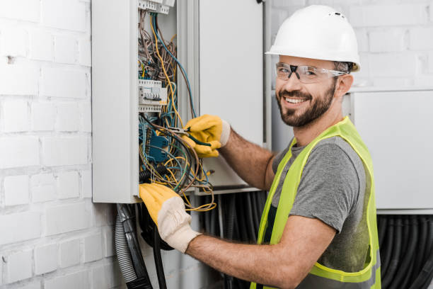 Best Circuit Breaker Repair  in Grafton, ND